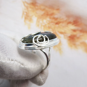 Anillo de labradorita al por mayor, regalo de boda, joyería de la mejor calidad, anillo sólido de Plata de Ley 925, anillo de promesa de piedras preciosas hecho a mano - Product Image 3