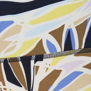 Leggings de sublimation de marque personnalisée avec logo personnalisé Legging de sublimation avec logo personnalisé de qualité supérieure et de conception compétitive de qualité supérieure avec logo personnalisé - Product Image 6