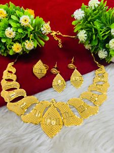 Bijoux de collier plaqué or un gramme - Product Image 2