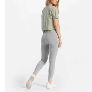 Camiseta para bebé con logotipo personalizado, camisetas para mujer, Top corto al por mayor con diamantes de imitación lisos, camiseta ajustada fina y sexy en blanco para mujer - Product Image 4