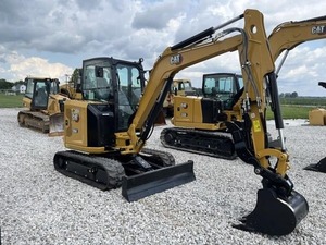 รถขุดขนาดเล็ก CAT 304 มือสอง รถขุดตีนตะขาบขนาดกะทัดรัด 3 ตัน ระบบไฮดรอลิก สำหรับงานก่อสร้าง - Product Image 5
