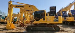 Excavadora Hidráulica Usada Komatsu PC240-8 en Liquidación a Bajo Precio, Rodamiento de Engranaje del Motor, Modelo 2023, Pocas Horas, Excelente Estado - Product Image 2