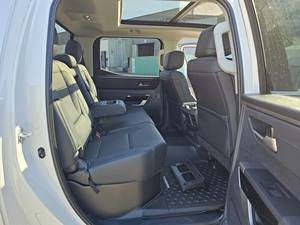 รถยนต์มือสอง ปี 2022 โตโยต้า ทันดรา TRD แคบริโอ*เครื่องยนต์ 5.0 V8*GT*ไฟ LED*ระบบนำทาง*เบาะหนัง*เกียร์อัตโนมัติ*รับประกัน*8 สูบ*น้ำมันเบนซิน*เกียร์อัตโนมัติ - Product Image 5