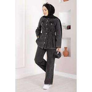 Traje Casual de Mezclilla Negro con Detalle de Cinturón, Chaqueta y Pantalones - Product Image 4