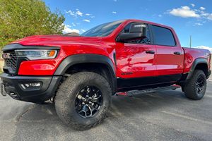 Auto Usado Confiable, Ram 1500 RHO Crew Cab 4x4 2025 - Product Image 6