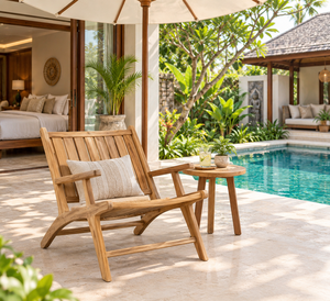 Chaise longue d'extérieur en teck massif avec table d'appoint ronde pour le bord de la piscine - Product Image 2