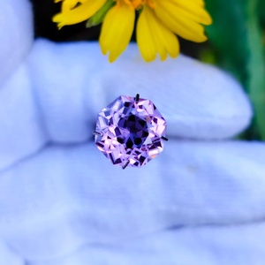 Thạch Anh Tím Tự Nhiên Siêu Chất Lượng Đá Quý Đối Với Trang Sức Làm Loose Đá Quý Dài Hình Lục Giác Cắt Hoàn Hảo Đá Quý - Product Image 3