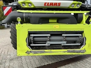 Moissonneuse-batteuse CLAAS 5300 Exicar avec moteur pour la récolte du blé et du maïs, couleur verte et blanche - Product Image 3