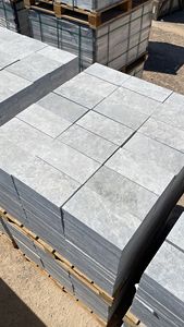 หินอ่อนธรรมชาติรักษ์โลกขนาด 20x20 ซม. แบบขัดเงา ตัวอย่างขนาดเล็ก สำหรับปูพื้น ทางเดินรถยนต์ ดีไซน์ทันสมัย ผลิตในตุรกี เหมาะสำหรับสวน - Product Image 3