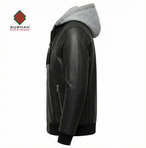 Chaqueta Bomber de Cuero de Oveja Negra Hecha a Mano |   Sudadera con Capucha de Punto Gris |   Estilo Clásico para Hombre |   Regalo para Él - Product Image 4