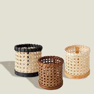 Petit panier de rangement multifonctionnel en rotin naturel moderne et écologique - Product Image 1