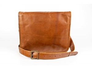 Sac à bandoulière en cuir de chèvre véritable personnalisé avec fermeture à boucle à rabat et fermeture à boucle pour un usage quotidien OEM ODM - Product Image 2