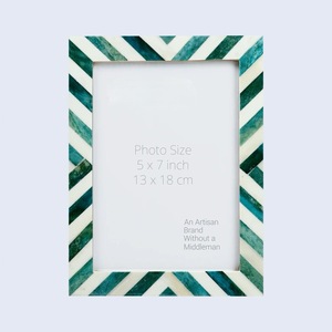 Cadre photo géométrique moderne écologique fait à la main avec incrustation d'os de haute qualité - Product Image 4