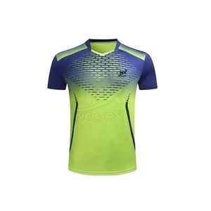 Uniforme de Tenis para Hombre de Manga Corta, Transpirable, que Absorbe la Humedad, 100% Poliéster, con Logotipo Personalizado, Nuevo Diseño, MOQ Bajo, OEM - Product Image 2