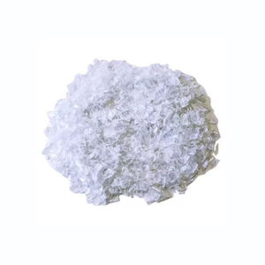 Flocons de bouteilles PET bleues, granulés de plastique recyclé, qualité film, pour moulage, déchets propres pour le remplissage et la fabrication - Product Image 4
