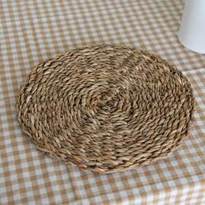 Handmade Natural Water Hyacinth Placemats Classic Style Dining Decor - Product Image 6