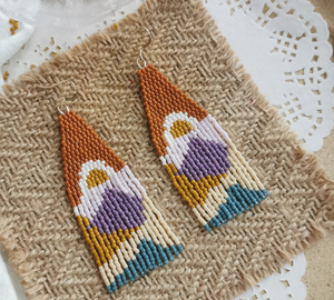 Montaña puesta de sol con cuentas paisaje montaña pendientes, río colores naturales pendientes bohemios, Miyuki Delica borla pendientes - Product Image 1