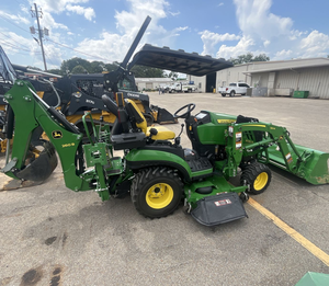 ซื้อรถแทรกเตอร์ John Deere 1025R ปี 2024 รถแทรกเตอร์ล้อยาง 22 แรงม้า รถแทรกเตอร์อเนกประสงค์ขนาดเล็กสำหรับงานเกษตร พร้อมรถตักดินหน้าและหลัง รถแทรกเตอร์ขนาดเล็กขับเคลื่อน 4 ล้อ - Product Image 4