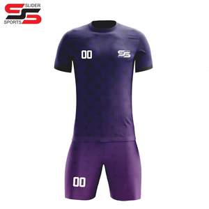 Maillot de football rétro par sublimation maillots de football version joueur personnalisée kits équipe scolaire uniforme de football sport pour hommes - Product Image 5