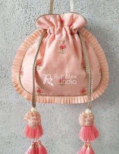 Fournisseur et fabrication de pochettes cadeaux classiques de festival en vrac par réfractex fabriqué en inde pour la meilleure qualité et à bas prix et co - Product Image 4