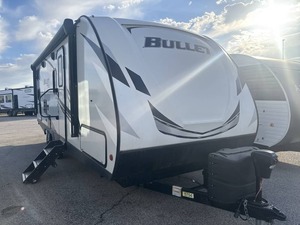 Autocaravana Keystone RV B-u-l-l-e-t 243BHS usada del 2021, lista para vender. - Product Image 6