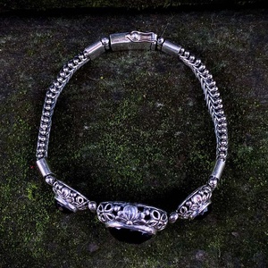 NY-CHB063-สร้อยข้อมือโซ่เงินพร้อมอัญมณีดีไซน์หรูหราสไตล์ที่ดีที่สุดสําหรับเด็กผู้หญิงของขวัญที่สมบูรณ์แบบสําหรับผู้หญิง - Product Image 6