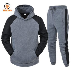 2025 venta al por mayor chándal deportivo 100% de algodón y poliéster hecho a medida para hombres patrón sólido para la temporada de invierno servicio OEM - Product Image 1