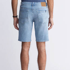 กางเกงยีนส์ขาสั้นของผู้ชายมาใหม่กางเกงยีนส์ขาสั้นผ้าฝ้าย100% แต่งสีทึบลายกลางเอวแบบลำลอง - Product Image 4