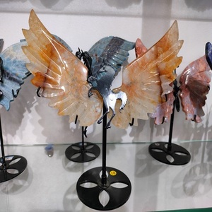 Ailes de papillon décoratives en cornaline rouge, sculpture en cristal naturel pour les espaces spirituels et les accents de maison - Product Image 1
