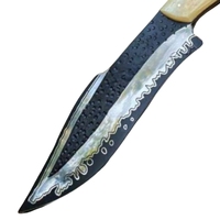Desain baru 2025 buatan tangan kustom D2 baja pisau Bowie dengan tulang unta & tanduk banteng menangani selubung kulit Premium sempurna.