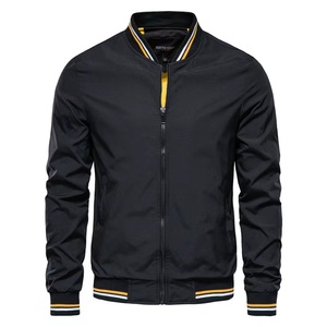 Chaqueta cortavientos para hombre Chaqueta cálida de otoño para hombre Abrigos impermeables con capucha y cremallera Chaqueta desmontable para exteriores - Product Image 5