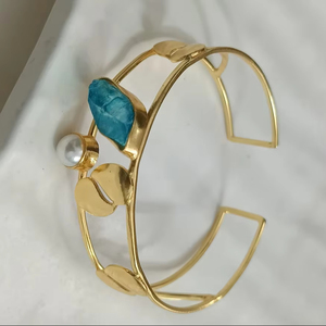 Pulsera de piedras preciosas de perla blanca de cristal azul chapada en oro hecha a mano para mujer, joyería deportiva informal de moda - Product Image 4