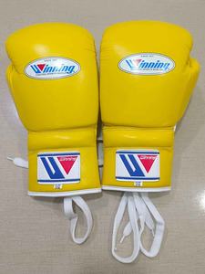 Gants de boxe jaunes en cuir à lacets, design OEM, légers, avec sangle de poignet réglable, imperméables, pour activités de plein air, MMA, à doigts entiers - Product Image 4