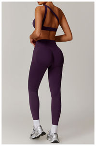 Ensemble de yoga pour femmes de qualité supérieure nouveau style avec fermeture à la taille élastique à motif à carreaux respirant - Product Image 4
