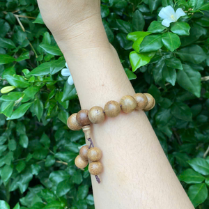 Pulsera de cuentas redondas Agilawood de la mejor calidad, cuentas de madera de agar Aloeswood, precios al por mayor de Vietnam - Product Image 4