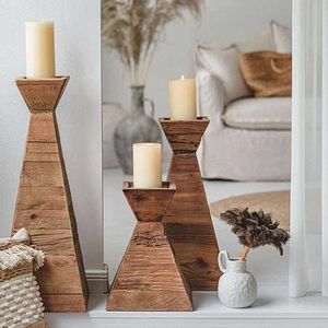 Bougeoir en bois artistique pour des idées de cadeaux et une décoration de maison artisanale pour une configuration élégante de la lampe de table - Product Image 5