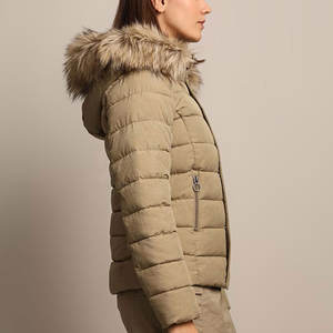 Chaqueta acolchada personalizada de diseñador para mujer, chaqueta con capucha de alta calidad, piel de oveja de satén transpirable para invierno - Product Image 6