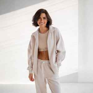 Ensemble de survêtement beige crème pour femme, veste à capuche zippée intégrale épaisse et pantalon de survêtement assorti à revers, ensemble deux pièces décontracté streetwear - Product Image 3