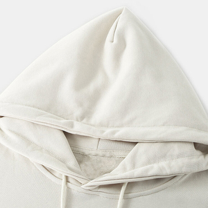 เสื้อสวมหัวมีฮู้ดทรงหลวมสำหรับผู้ชายเสื้อสเวตเตอร์เปิดไหล่พิมพ์ลายปักแบบกำหนดเอง - Product Image 3