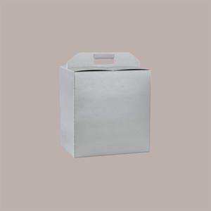 10ชิ้นกระดาษแข็งสีเงินกราฟิกผิวขนาดเล็กกล่องของขวัญคริสต์มาสที่จับขวด Panettone อุปกรณ์วันหยุด - Product Image 1