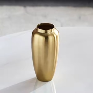 Florero Elegante de Latón H.M.A Handicrafts para Decoración del Hogar, Centro de Mesa para Sala de Estar con Acabado Brillante Moderno - Product Image 2