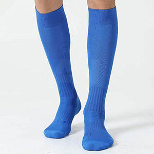 Chaussettes de football professionnelles unisexes, durables, respirantes et confortables, multicolores, conçues pour les performances hivernales. - Product Image 4