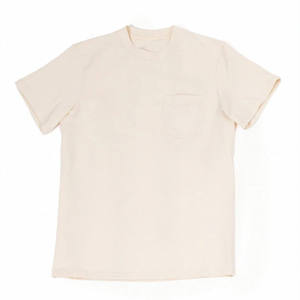 Ensemble T-shirt et short unisexe élégant-de haute qualité, confortable et parfait pour une tenue décontractée et décontractée - Product Image 3
