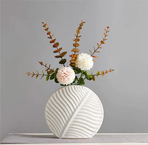 Florero de cerámica de mármol blanco para decoración del hogar Oficina y Hotel Diseño moderno Cerámica elegante disponible a precio mayorista - Product Image 6