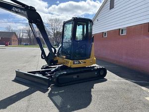 รถขุดขนาดเล็ก John Deere 50G ปี 2023 สภาพใหม่/มือสอง พร้อมเครื่องยนต์ Kubota 38 ตัน ปั๊ม มอเตอร์ เกียร์ แบริ่ง บุ้งกี๋ขนาด 1.7 เมตร - Product Image 6