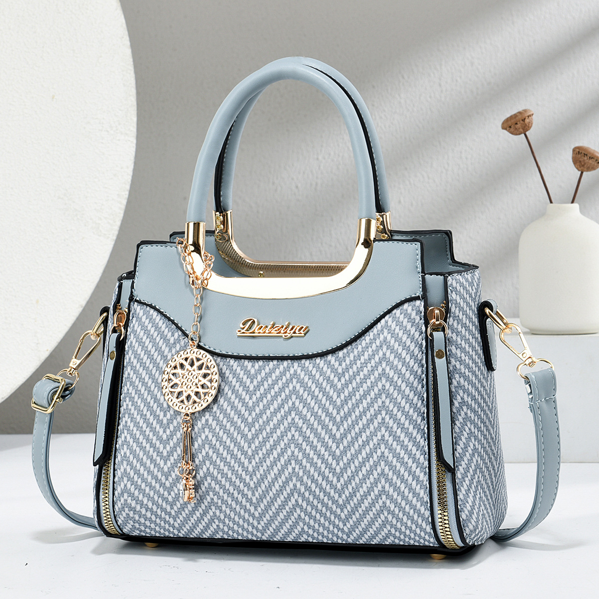 High-end Women's PU Zipper Closure Polyester Lining Trendy Fashionable Elegant Simple Versatile Shoulder Crossbody Handbag