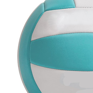 Ballon de volley-ball en PU de qualité professionnelle – Ballon cousu durable pour l'entraînement, la pratique et le jeu récréatif, fabriqué au Pakistan - Product Image 4