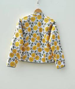 Chaqueta Acolchada de Algodón Estilo Boho Hecha a Mano en India para Mujer, Nuevo Estilo, Tejido Estampado Floral, Prenda Exterior Informal para Invierno - Product Image 6