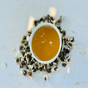 Huile de Moringa certifiée HALAL Extrait de plante de haute qualité pour les soins personnels Huile de Moringa exportée de haute qualité - Product Image 3