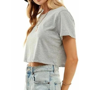 Crop tops pour femmes de qualité supérieure pour un usage quotidien, coupe ajustée, manches courtes, tissu respirant et doux, en coton - Product Image 3